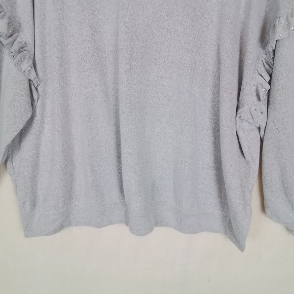 Como Blu Soft Oversized Knit Top Sweater Size 2X Gray w/ Ruffle & Rhinestones - Picture 5 of 11